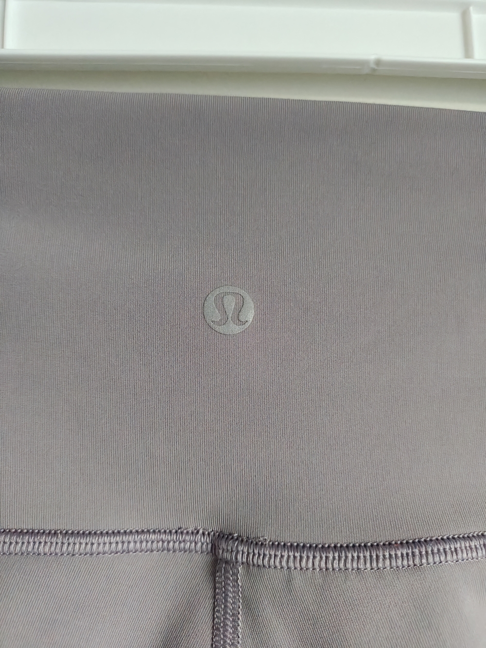 lululemon athletica Mauve High-Rise Leggings - Picture 6 of 8